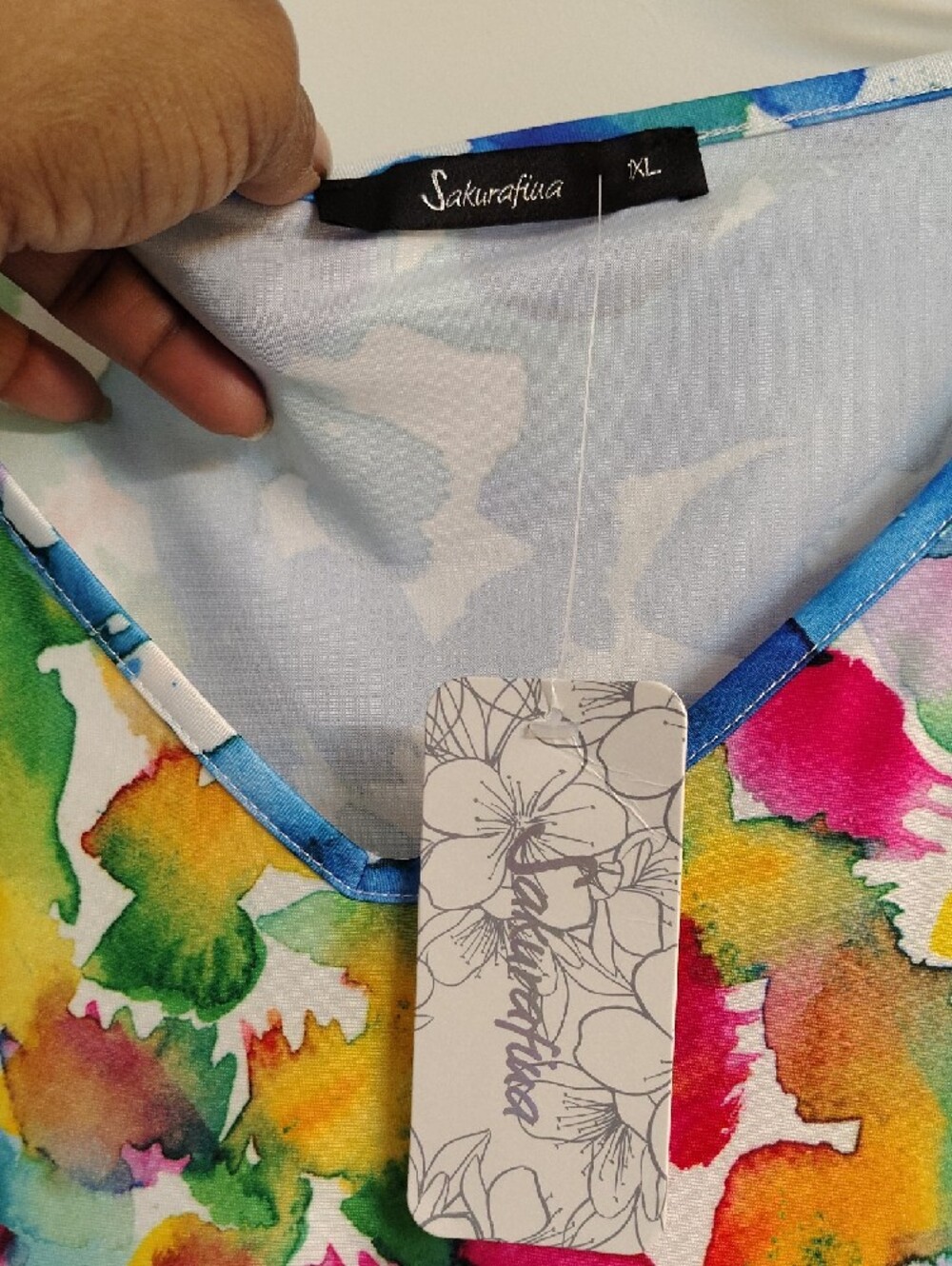 Sakurafiua V-Neck 3/4 Sleeve Floral Watercolor Tunic - Blue Pink Yellow Green - Picture 4 of 8
